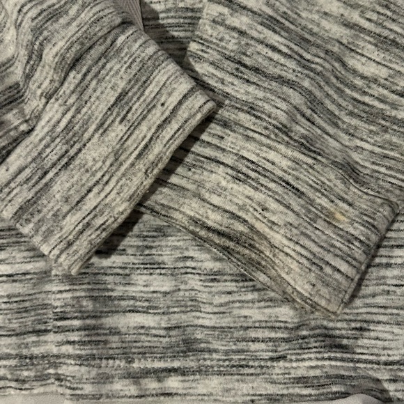 Mischievous ladies top - Picture 2 of 4